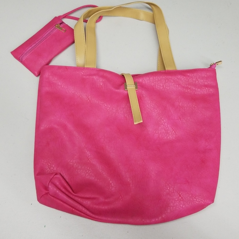 NIP Elegant Zip Tote with Organizer Wristlet